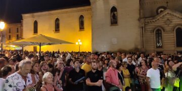 Musica e comicità nella città antica con la Notte in Centro