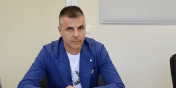 I tagli di Schael scatenano malumori anche a destra. Prospero (FdI): «Inefficaci e irragionevoli»