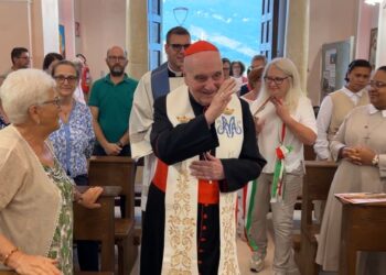 Festa dell’Assunta, folla di fedeli per il cardinale Comastri