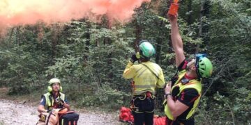 Tragedia a Bocca di Valle: 68enne precipita in un dirupo e muore