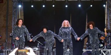 San Rocco, a Casalbordino emozioni anni ’80 con il concerto dei Cugini di campagna