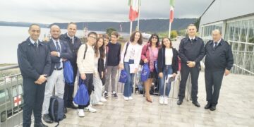 Associazione arma aeronautica e studenti della Paolucci al Musam