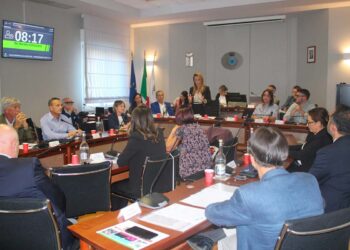 Civeta, l’emendamento anti-direttore generale passa con i voti della maggioranza, le opposizioni escono