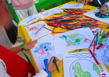 Ambiente e natura protagonisti in piazza Rossetti con “Ci vuole un fiore”