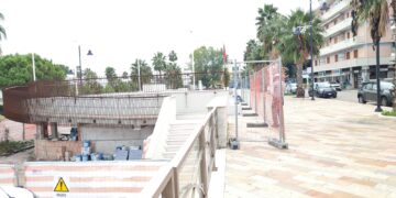 Rotonda chiusa temporaneamente per la verniciatura della ringhiera