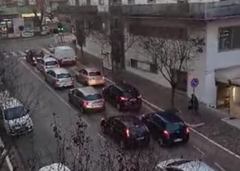 FdI: «Folle politica semaforica di Menna»