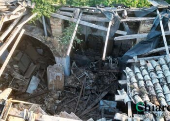 Crolla il tetto di parte del complesso “Genova Rulli”, Menna firma ordinanza di sgombero