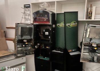 Colpo in tabaccheria: ladri arraffano sigarette, Gratta & Vinci, video slot scassinate