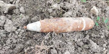 A Furci spunta proiettile della Seconda guerra mondiale durante i lavori tra i campi