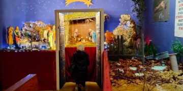 “Pellegrini di speranza”: il presepe di Santa Maria Maggiore di Vasto ispirato al Giubileo