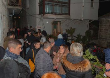 “La festa prima delle feste”, a Lentella appuntamento con Rosso… 21 e la musica de I Vintage