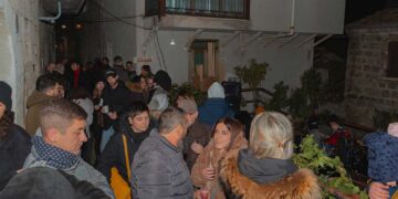 “La festa prima delle feste”, a Lentella appuntamento con Rosso… 21 e la musica de I Vintage