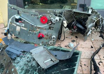 Un boato nella notte: ladri fanno saltare in aria il bancomat di Scerni