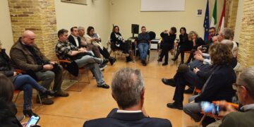 Campo largo o da solo, M5S a un bivio. Castaldi: «Favorevole se si parla prima di programma, poi di persone»