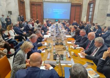 Vertice Ministero-Stellantis: ad Atessa, dal 2027, la produzione del nuovo Large Van. Incognita gigafactory