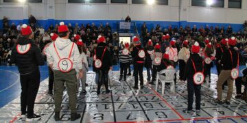 90 numeri e tanto divertimento: la Tombola umana di San Salvo conquista grandi e piccoli