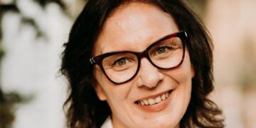 Valentina Franzese premiata nella sezione cultura del Premio internazionale Luca Romano