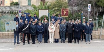 Corona d’alloro per gli internati di Istonio Marina e film per gli studenti: il Giorno della Memoria