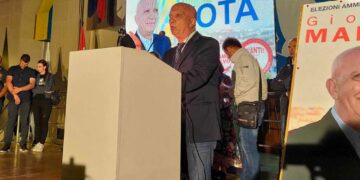 Mariotti scrive a Menna: «Non mi dimetto. Centrosinistra unito unica via»