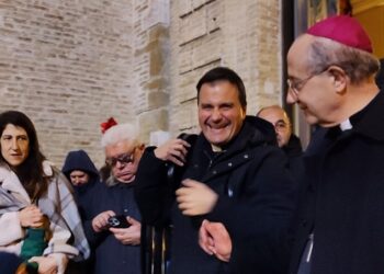 La Pasquetta: canti e risate nel cuore di Vasto. E l’augurio di monsignor Forte
