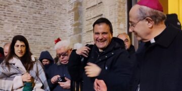 La Pasquetta: canti e risate nel cuore di Vasto. E l’augurio di monsignor Forte