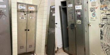 «Nello spogliatoio femminile dell’ospedale “San Pio” degrado e armadietti fatiscenti»