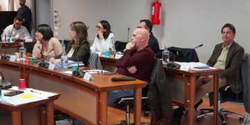 Ufficializzati in consiglio i nuovi gruppi. Argirò: «Da oggi io libero e indipendente»