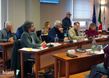 San Salvo, maggioranza “a corrente alternata”: il bilancio passa ma “non piace” a 9 consiglieri su 17