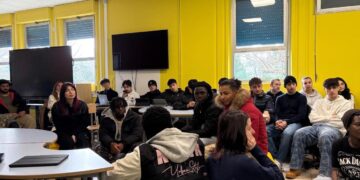 “Costruiamo ponti, non muri”, l’iniziativa dell’Iis Mattei: «Abbattiamo i confini, dalla speranza alla rinascita»