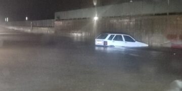 Casalbordino, riviera invasa dall’acqua: «Allagamenti su tutto il territorio, uscite solo se necessario»