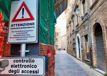 Ztl e multe, Fratelli d’Italia presenta interpellanza al sindaco: «Si corregga la situazione»