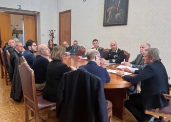 Prefettura, stop alle persone moleste nei luoghi della movida: scatterà il divieto