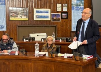 Consiglio comunale, Menna: «Regione chiuderà l’ufficio agricolo nel 2031. Facciamo una battaglia per il no»