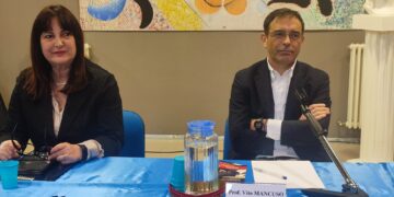 Giornate umanistiche, Mancuso cattura l’attenzione di studenti e pubblico