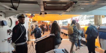 L’Amerigo Vespucci a Ortona: dentro la nave più bella del mondo