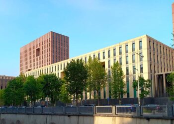 Assolto l’agente che sparò contro un’auto scambiata per quella dei rapinatori del colpo a Sarni Oro