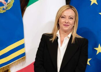 Giorgia Meloni in Abruzzo per l’attracco della nave “Vespucci” a Ortona. Marsilio: «Giornata storica»