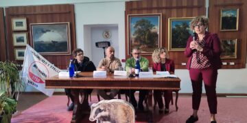 «Tagli alla sanità e aumento delle tasse. Coi soldi degli abruzzesi la Regione finanzia feste e sagre»