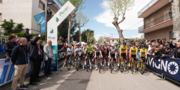 Martedì di festa a Scerni con le due ruote: il Giro d’Abruzzo è partito