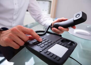 Prima l’“avvocato”, poi i “carabinieri”: ancora tentativi di truffa telefonica