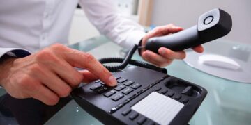 Prima l’“avvocato”, poi i “carabinieri”: ancora tentativi di truffa telefonica