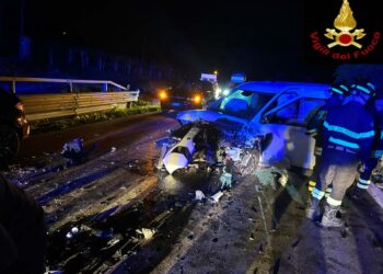 Casalbordino, violento scontro nella notte sulla Statale 16