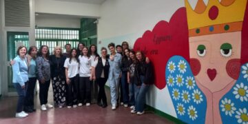 “Immaginati libera”: nella casa lavoro di Torre Sinello il murale degli studenti