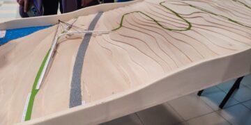 Vasto, “ponte delle farfalle” dal centro alla Via Verde: il plastico degli studenti del liceo artistico