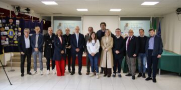 Premio Molino in memoria di Mario e Angela: i figli donano attrezzature all’Iis Mattei