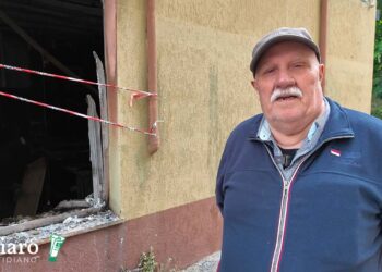 «È un amaro anniversario», il precedente del maggio 2020: un altro incendio nel negozio di fiori