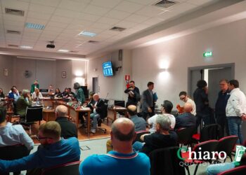 Bolognese e Di Ninni assenti, poi in 7 lasciano l’aula. Di Toro e Lippis ormai lontani dalla maggioranza