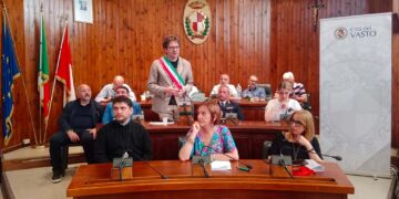 Nel 2024 a Vasto 182 nuovi cittadini italiani, in Comune la consegna degli attestati