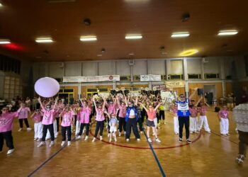 “In giro per il mondo”: lo spettacolo di giovani ballerini di Vasto e Scerni raccoglie applausi