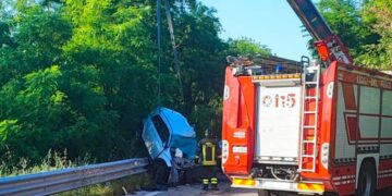 Tragico schianto a Chieti, salgono a quattro le vittime. Morti un fratello e due sorelle